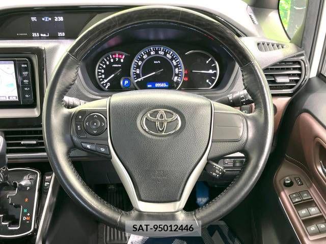 Toyota ESQUIRE 2015-04 228177-8