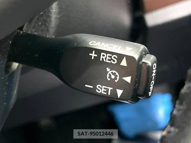 Toyota ESQUIRE 2015-04 228177-5