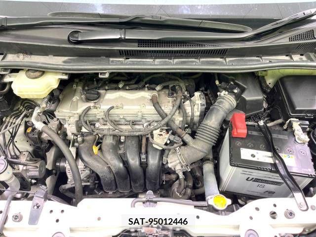 Toyota ESQUIRE 2015-04 228177-19