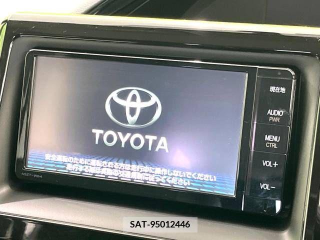 Toyota ESQUIRE 2015-04 228177-2