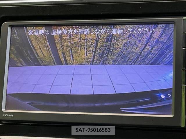 Toyota PRIUS ALPHA 2016-07 366747-3