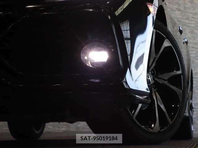 Honda CIVIC 2018-02 212262-12