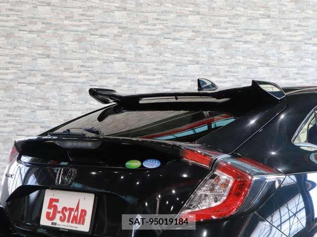 Honda CIVIC 2018-02 212262-10