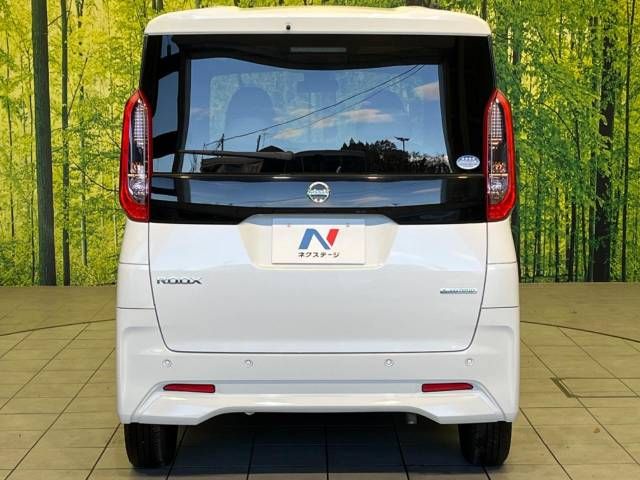 Nissan ROOX 2022-03 182893-15