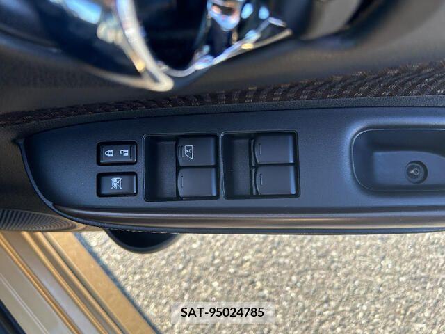Nissan NOTE 2016-11 328691-16