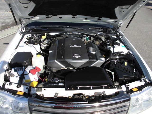 Nissan GLORIA HARDTOP 2000-07 249-7