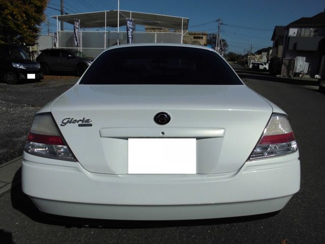 Nissan GLORIA HARDTOP 2000-07 249-6