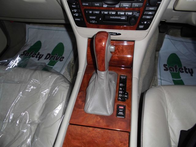 Nissan GLORIA HARDTOP 2000-07 249-10