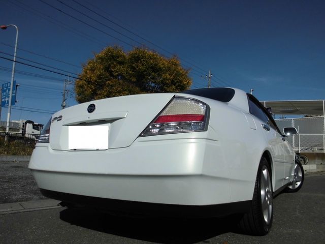 Nissan GLORIA HARDTOP 2000-07 249-20