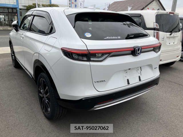 Honda VEZEL 2021-04 236533-2