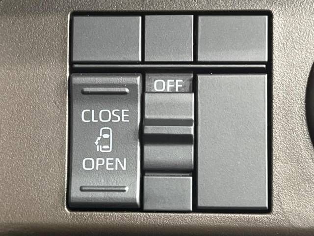 Toyota ROOMY 2023-05 14596-3