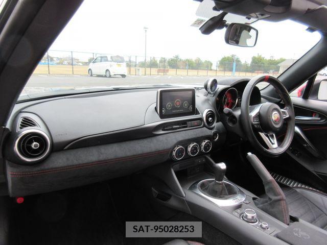 Abarth 124 Spider 2018-07 215032-26