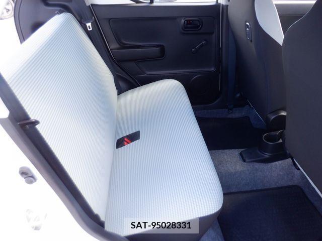 Suzuki ALTO 2017-02 327415-13