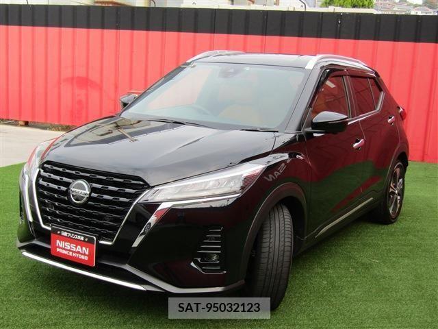 Nissan KICKS 2023-03 205298-22
