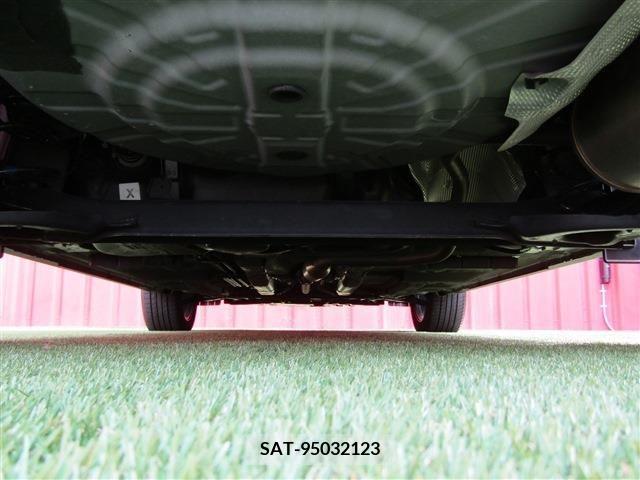 Nissan KICKS 2023-03 205298-19