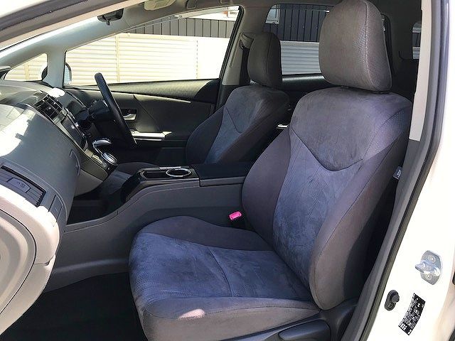 Toyota PRIUS ALPHA 2012-04 18075-12