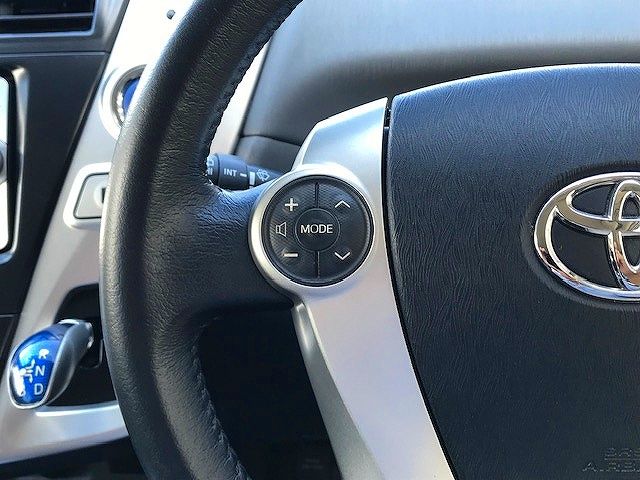 Toyota PRIUS ALPHA 2012-04 18075-5