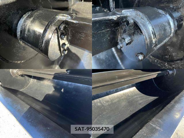 Hino DUTRO 2018-09 205998-8