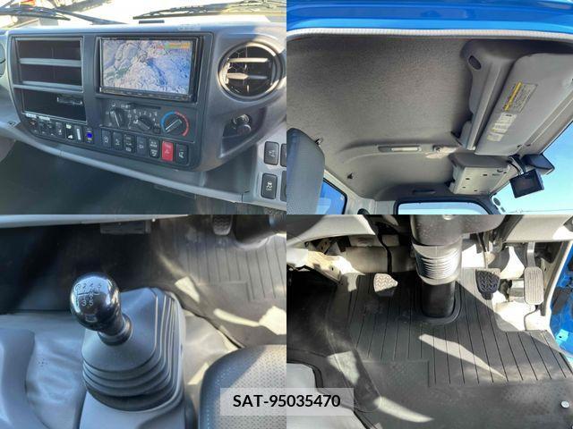 Hino DUTRO 2018-09 205998-22