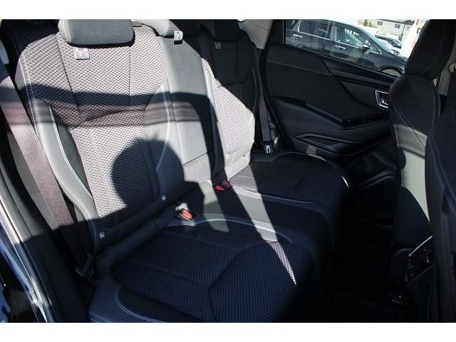 Subaru FORESTER 2019-01 13682-13