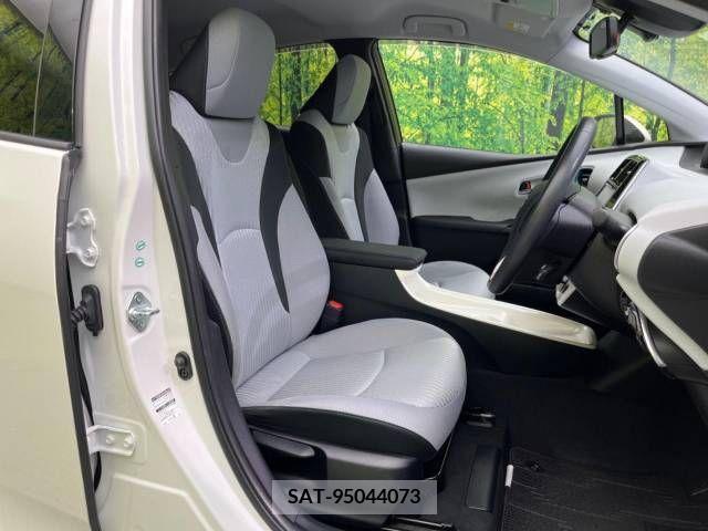 Toyota PRIUS 2016-06 375868-8