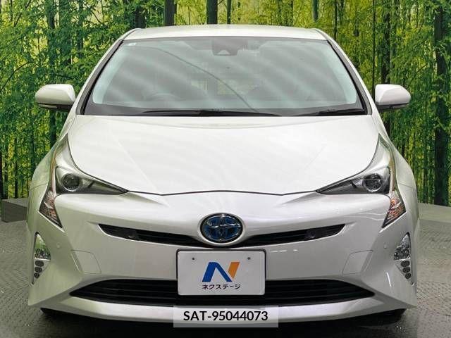 Toyota PRIUS 2016-06 375868-14