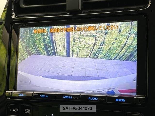 Toyota PRIUS 2016-06 375868-3