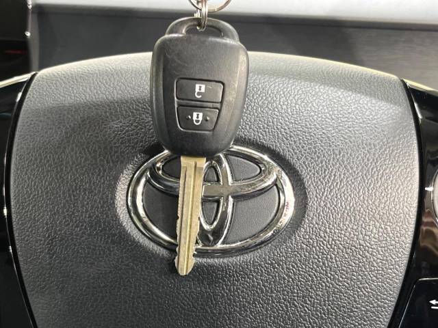 Toyota AQUA 2018-11 192177-7