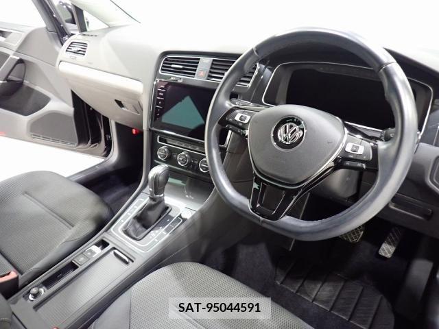 VolksWagen GOLF VARIANT 2019-07 298505-19