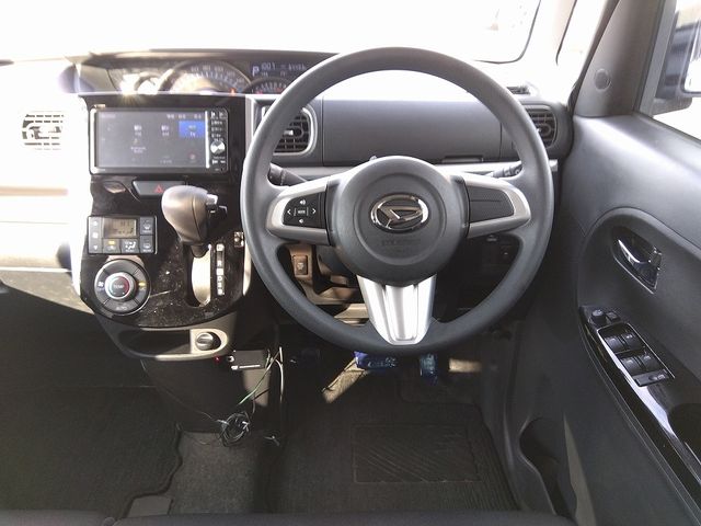 Daihatsu TANTO CUSTOM 2015-12 186000-3