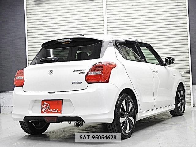 Suzuki SWIFT 2017-04 350738-1