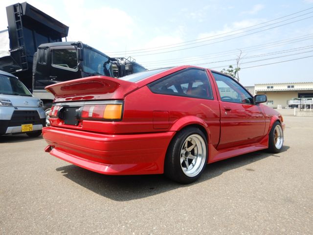 Toyota COROLLA LEVIN 1985-09 188593-8