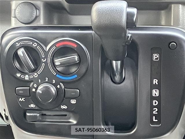 Suzuki EVERY 2020-04 341356-16
