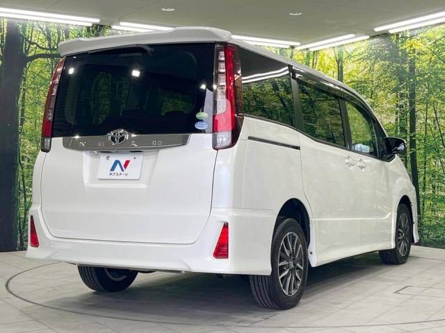 Toyota NOAH 2016-12 22589-18