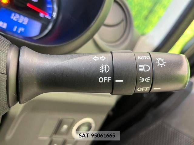 Daihatsu MOVE CUSTOM 2013-03 256992-5