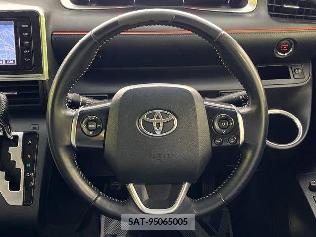 Toyota SIENTA 2015-11 236553-12