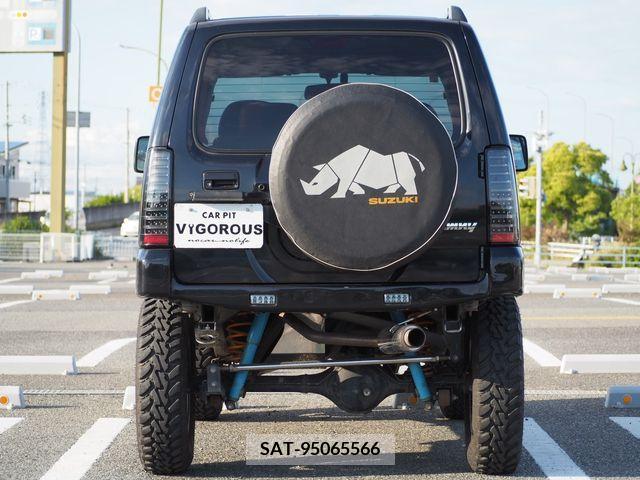 Suzuki JIMNY 2006-11 306105-11