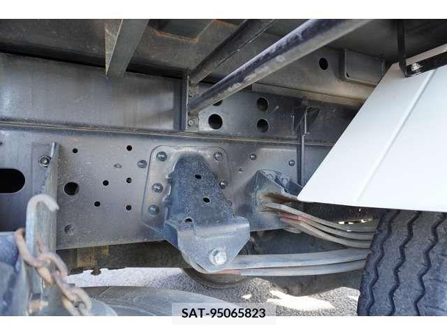 Hino RANGER 2012-11 206195-9
