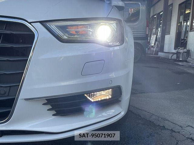Audi A3 SEDAN 2015-06 329036-14