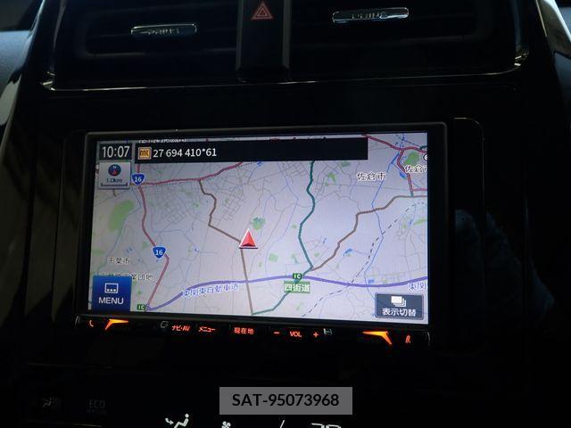 Toyota PRIUS 2018-02 221337-17