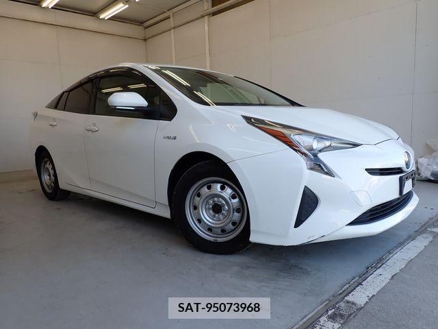 Toyota PRIUS 2018-02 221337-0