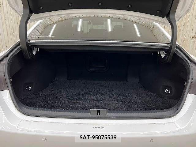 Lexus ES 2019-04 224231-10