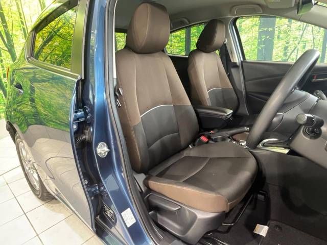 Mazda MAZDA2 2019-10 15534-8