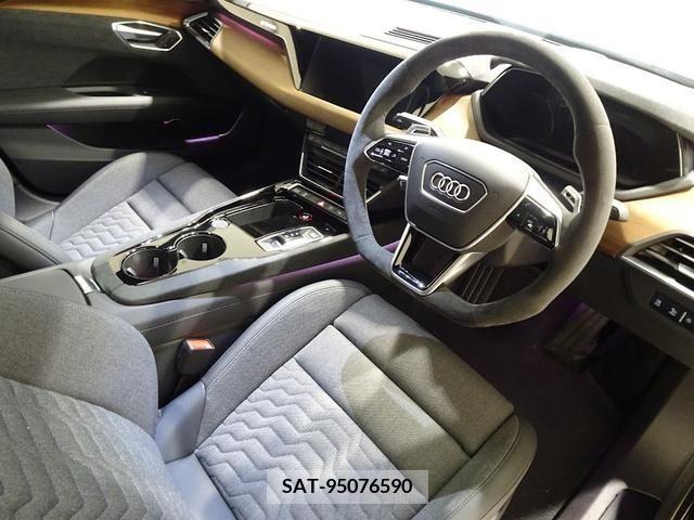 Audi E-TRON 2023-03 225312-11