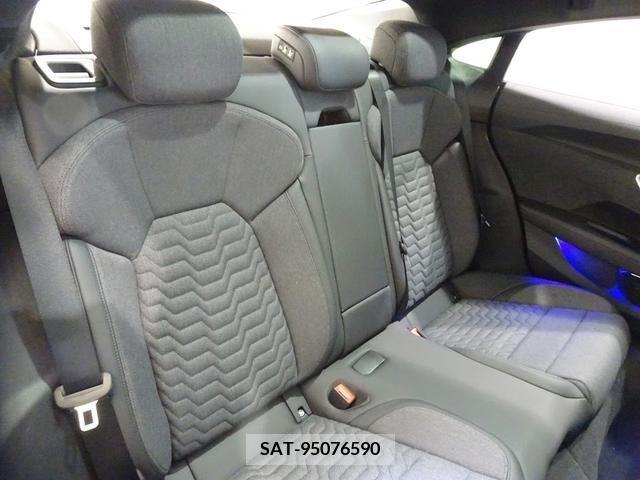 Audi E-TRON 2023-03 225312-18