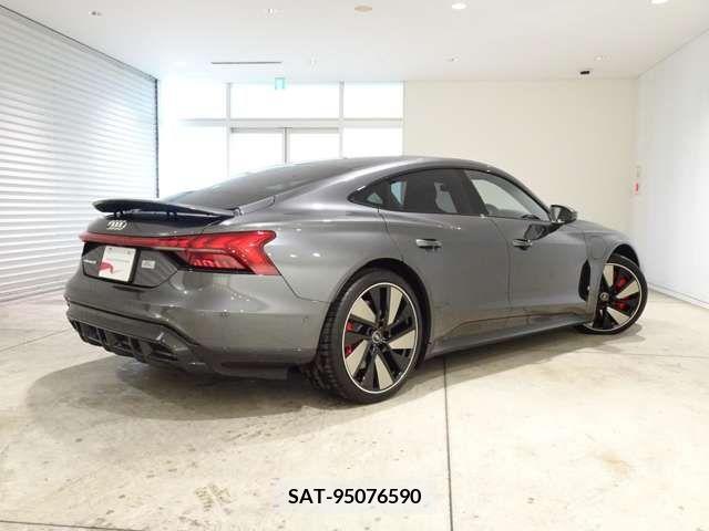 Audi E-TRON 2023-03 225312-1