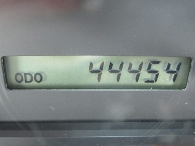 Isuzu ELF TRUCK 2012-05 4776-9