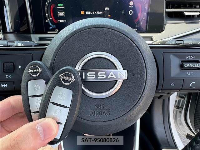Nissan AURA 2021-08 356668-3