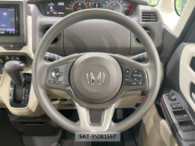 Honda N BOX 2018-01 241001-11