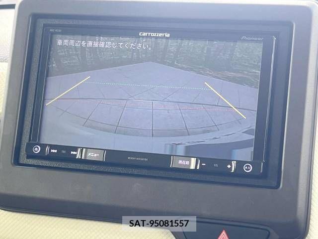 Honda N BOX 2018-01 241001-6
